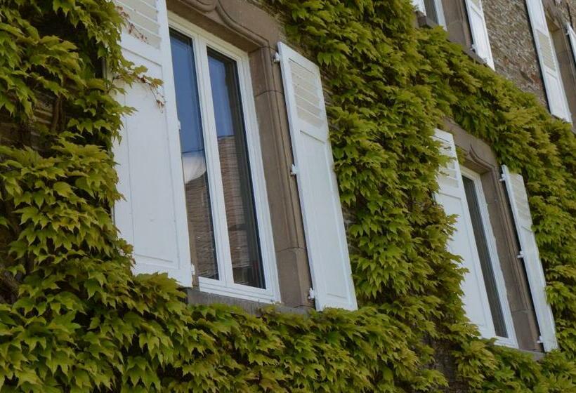 ペンション Weingut Erbes Henn