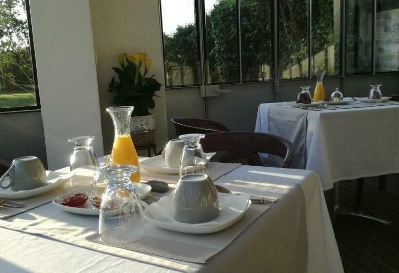 بنسيون Yeu Autrement