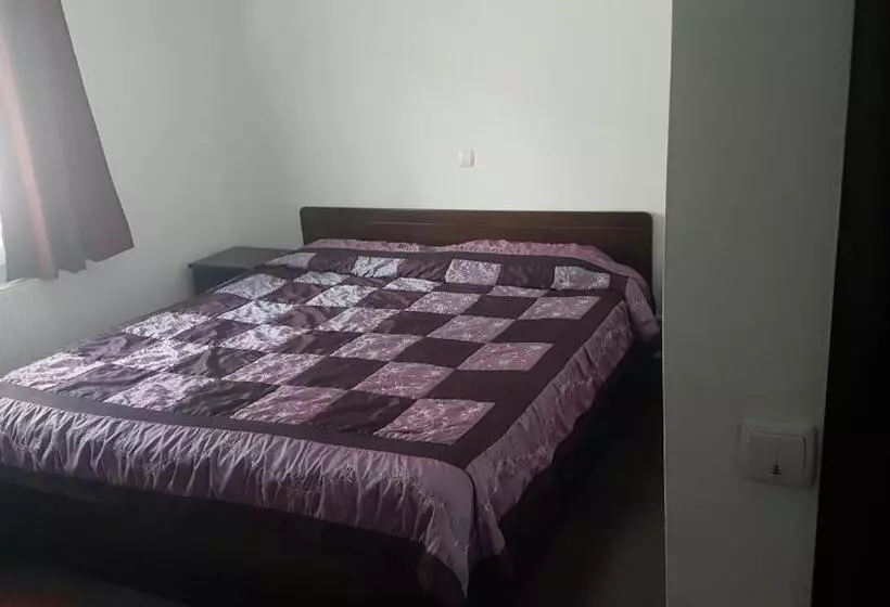 Aamiaismajoitus (B&B) Casa David