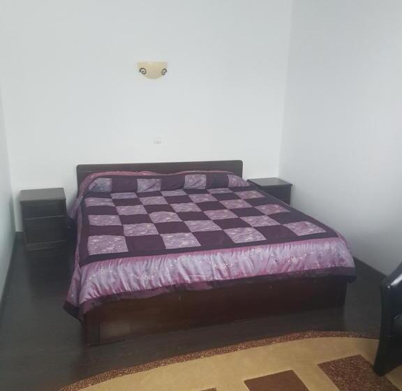 تختخواب و صبحانه Casa David