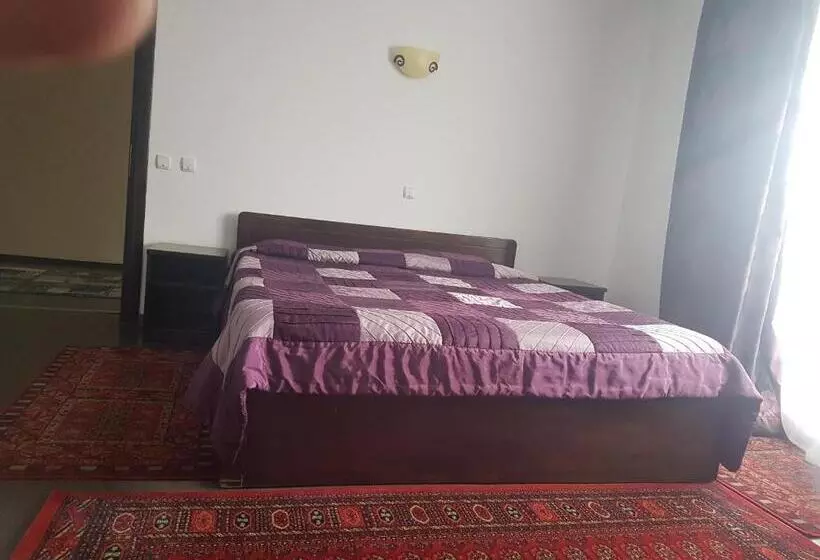 Aamiaismajoitus (B&B) Casa David