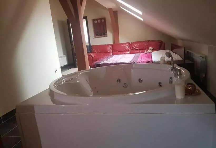 Aamiaismajoitus (B&B) Casa David