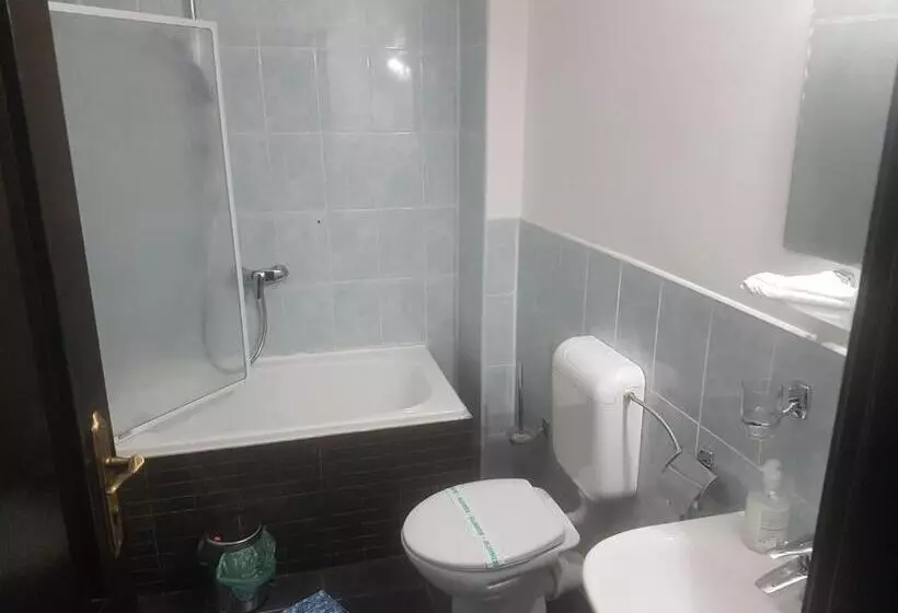 Aamiaismajoitus (B&B) Casa David