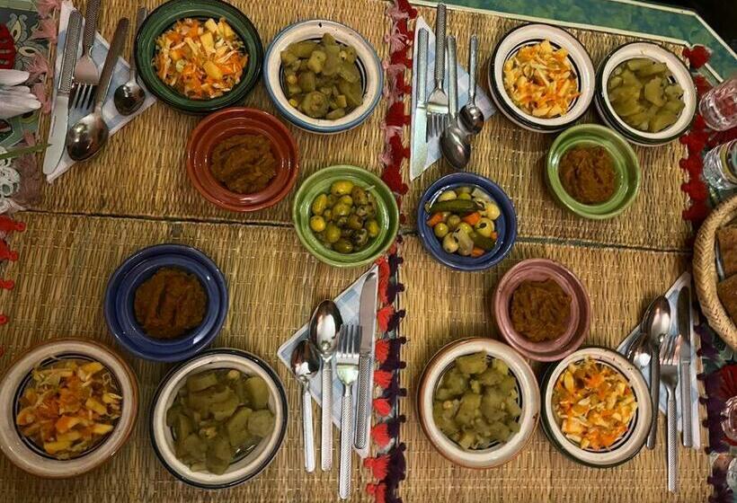 تختخواب و صبحانه Dar Pa Labzioui