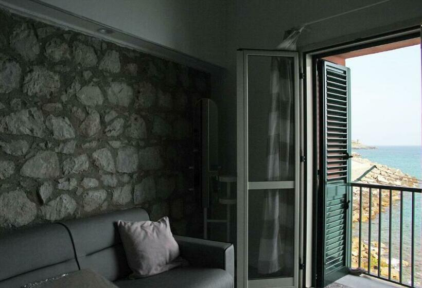 ベッドアンドブレックファースト Sulmare