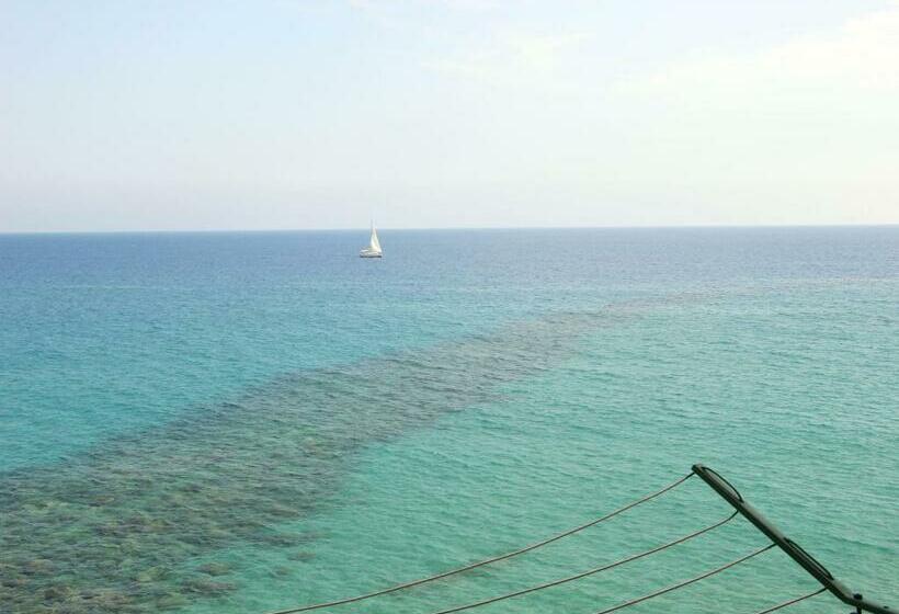 ベッドアンドブレックファースト Sulmare