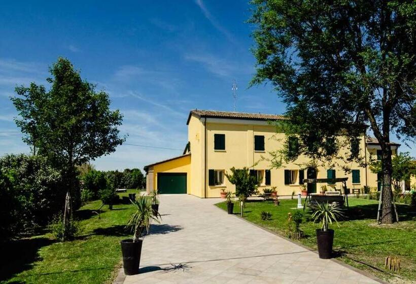 تختخواب و صبحانه Villaincanto