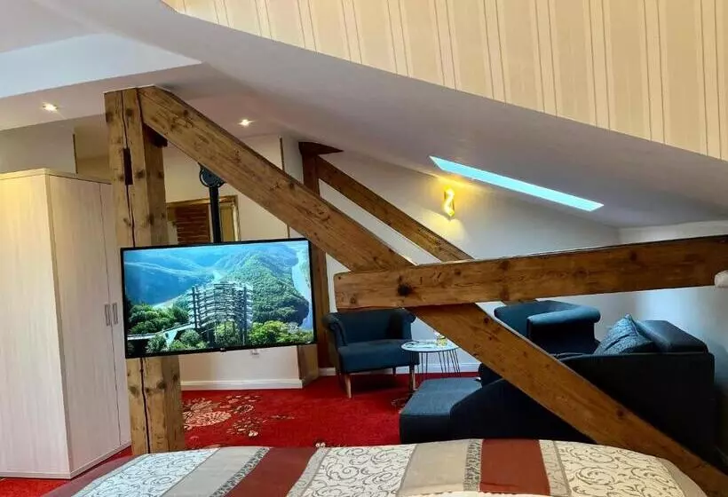 Hotelli Stadtvilla Laux