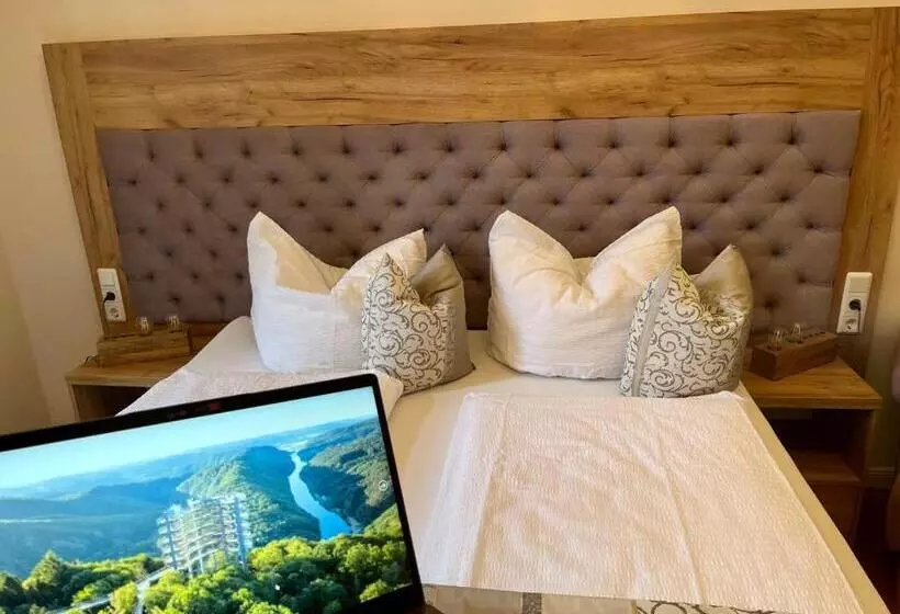 Hotelli Stadtvilla Laux