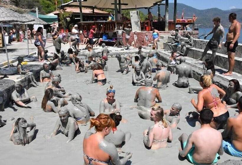 膳宿费 Mandarin Guesthouse   Adult Only