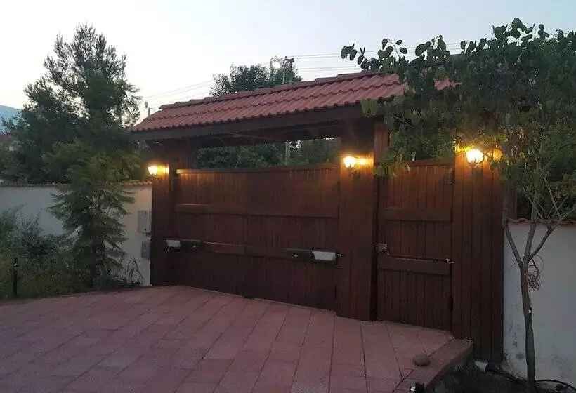 پانسیون Mandarin Guesthouse   Adult Only