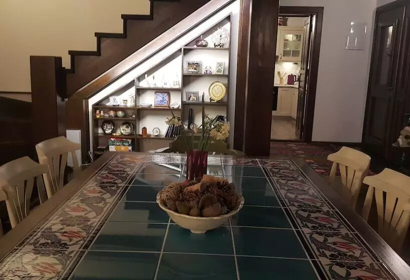 پانسیون Mandarin Guesthouse   Adult Only