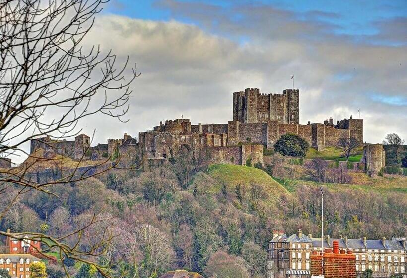 بنسيون Number One Guesthouse