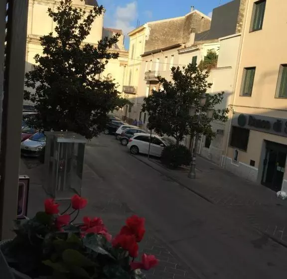 تختخواب و صبحانه 4 In Piazza