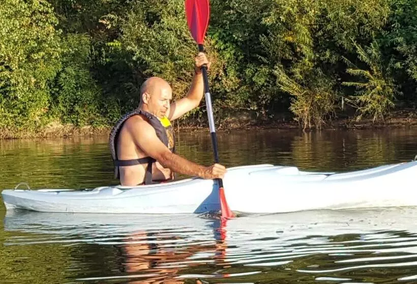 تختخواب و صبحانه Casa Irinella