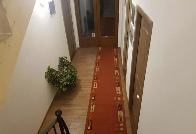 تختخواب و صبحانه Casa Irinella