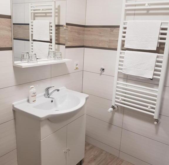 تختخواب و صبحانه Casa Irinella