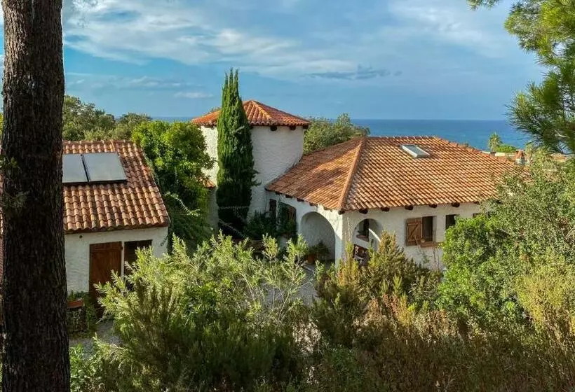 Aamiaismajoitus (B&B) La Tour