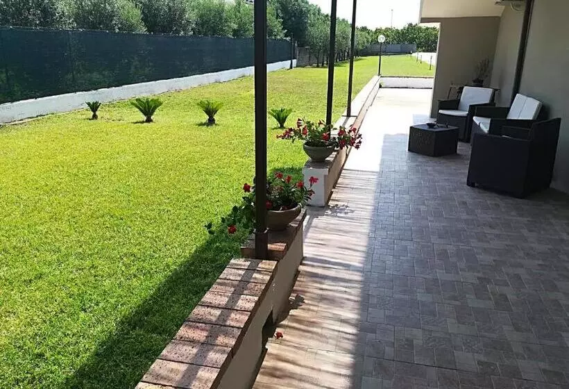 تختخواب و صبحانه Villa Theresa