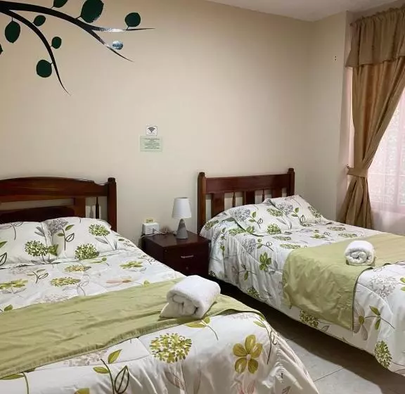 ペンション Hostal Colonial Baños