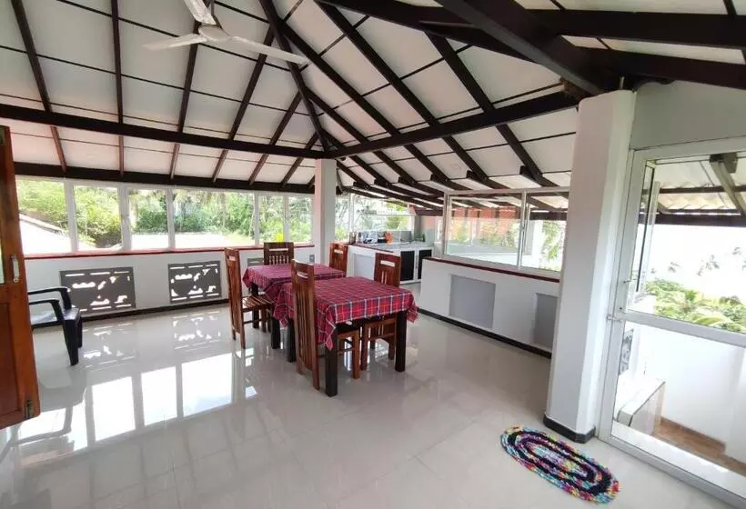 ペンション Seaside House