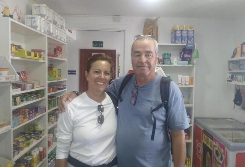 Общежитие Los Canarios