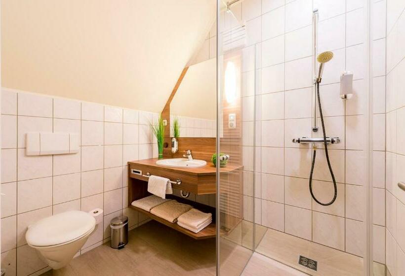 הוסטל Gasthaus Wundsam