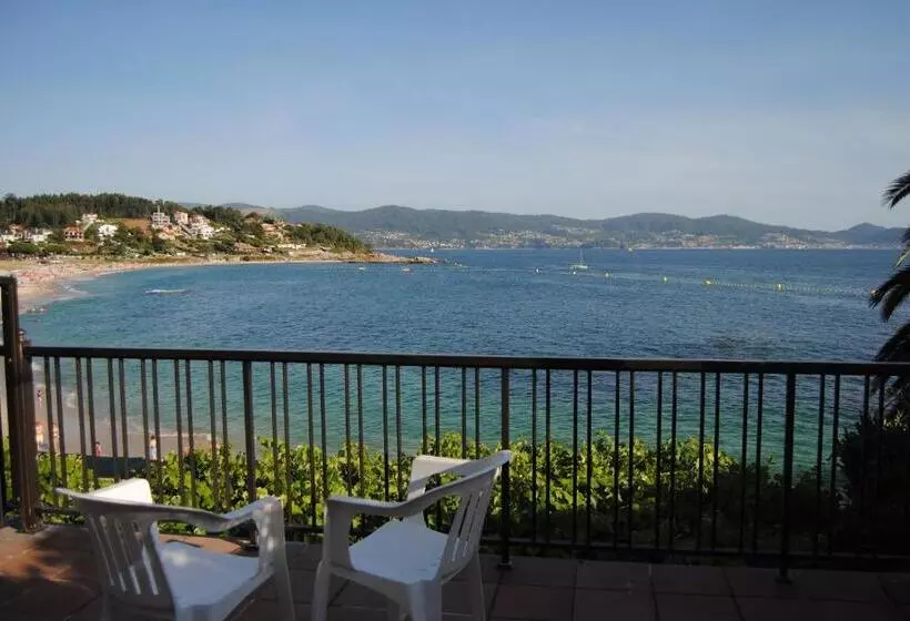پانسیون Hostal Carabela