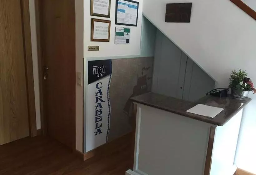 پانسیون Hostal Carabela