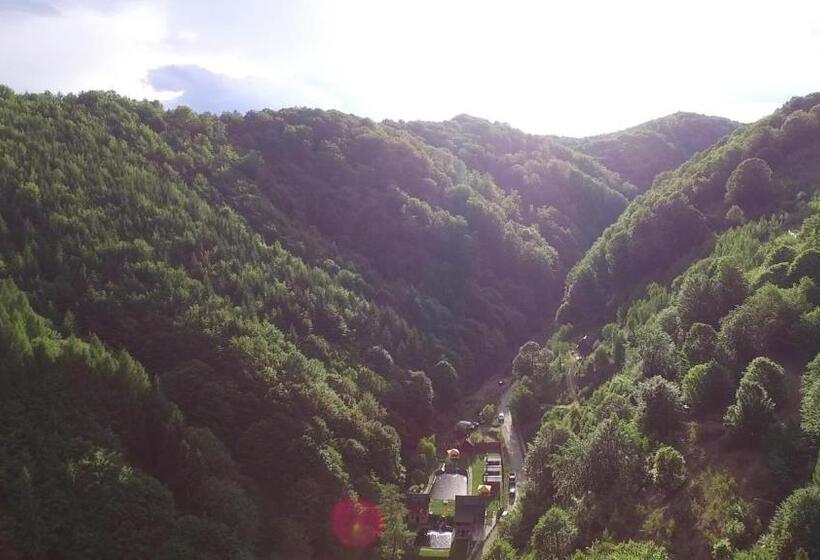 リゾートホテル Pastravaria Romani