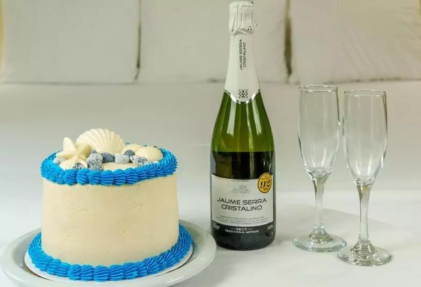 هتل Admiral S Inn Resort