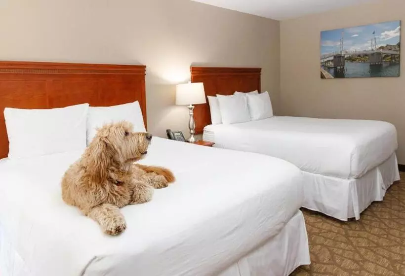 هتل Admiral S Inn Resort