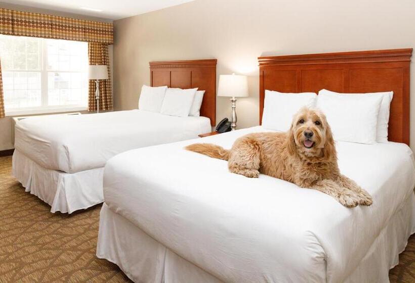 فندق Admiral S Inn Resort