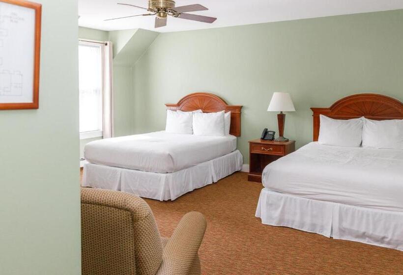 فندق Admiral S Inn Resort