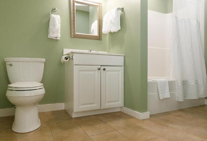 فندق Admiral S Inn Resort