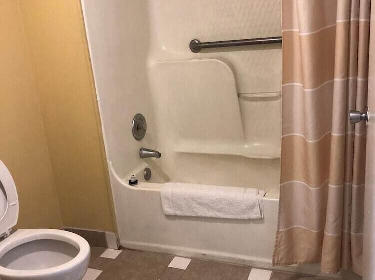 فندق Americas Best Inn   Savannah I 95