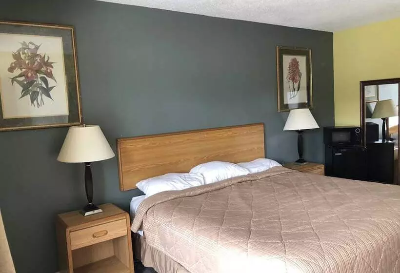 Hotelli Americas Best Inn   Savannah I 95