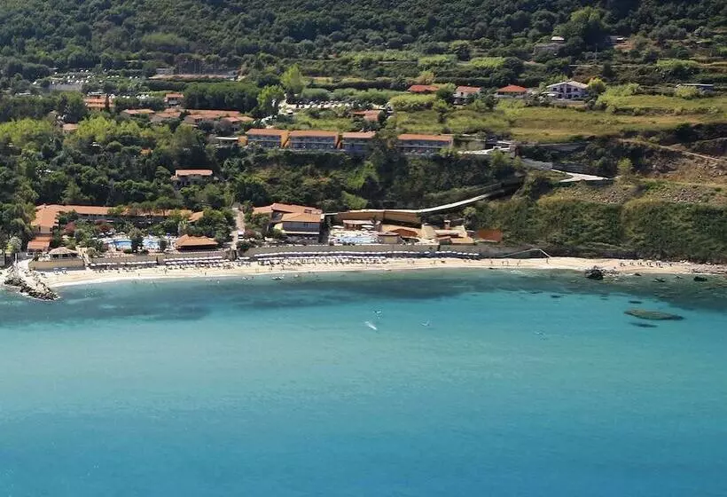 هتل Baia Tropea Resort