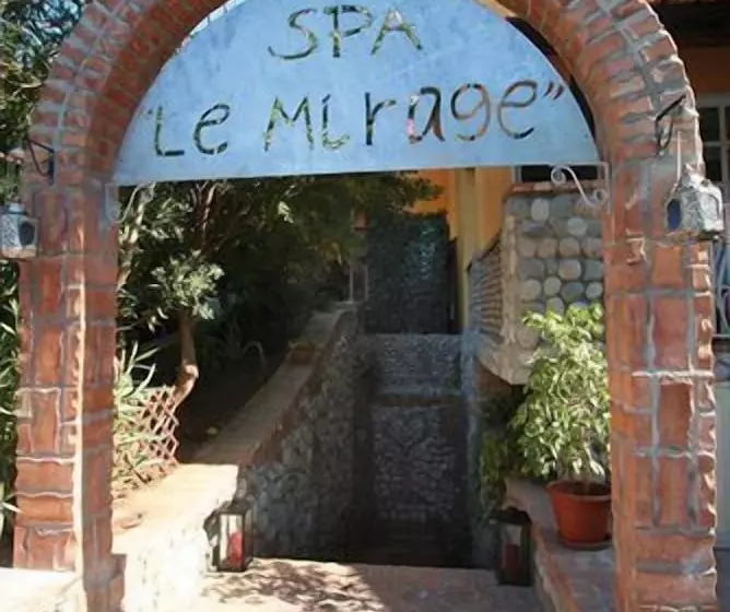 هتل Baia Tropea Resort