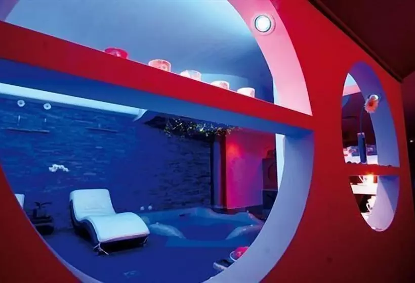 هتل Baia Tropea Resort