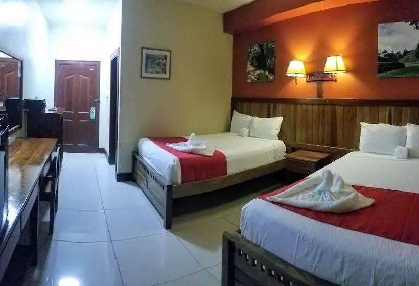 Hotel Caye Caulker Plaza