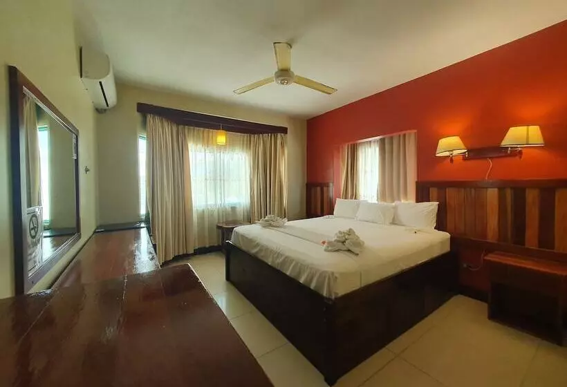 Hotel Caye Caulker Plaza