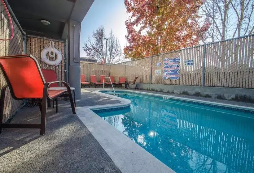 ホテル Continental Inn