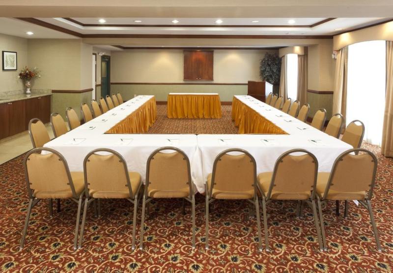 호텔 Spark By Hilton Woodbridge