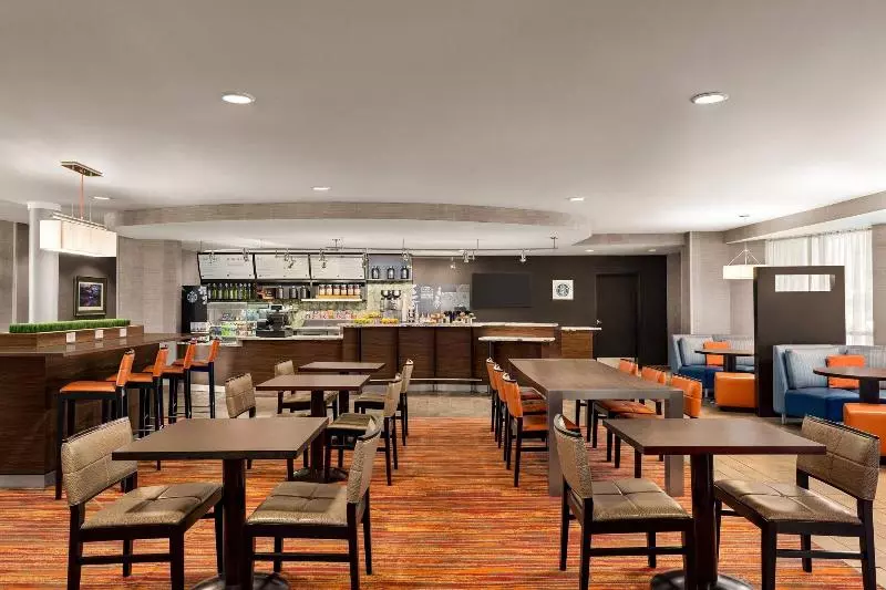 Отель Courtyard By Marriott Philadelphia Montgomeryville