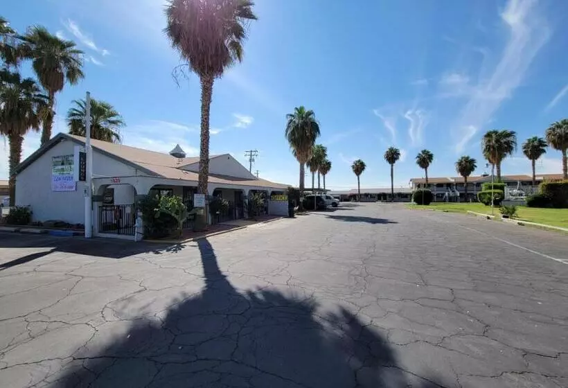 ホテル Emerald Inn & Lounge