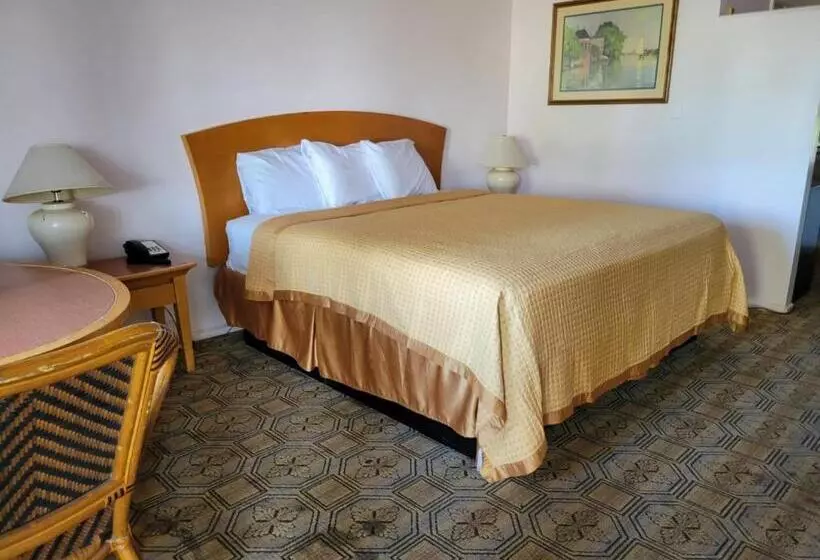 ホテル Emerald Inn & Lounge