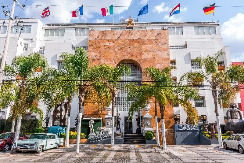 호텔 European Life Style Executive Suites