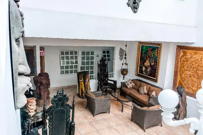 호텔 European Life Style Executive Suites