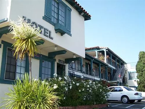 Hotelli Fiesta Inn And Suites